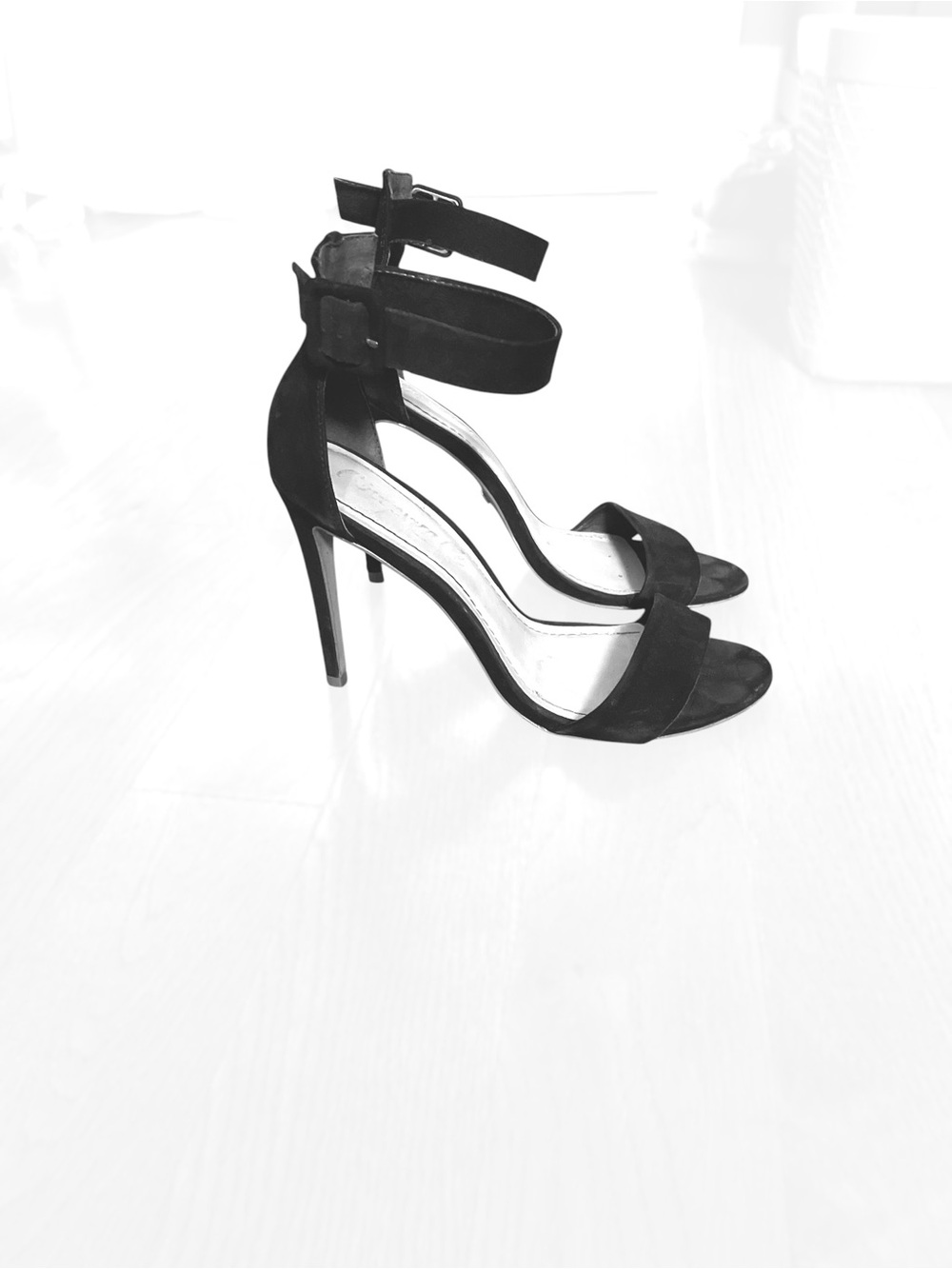 Black Ankle-Strap Stiletto Sandals from l’intervalle